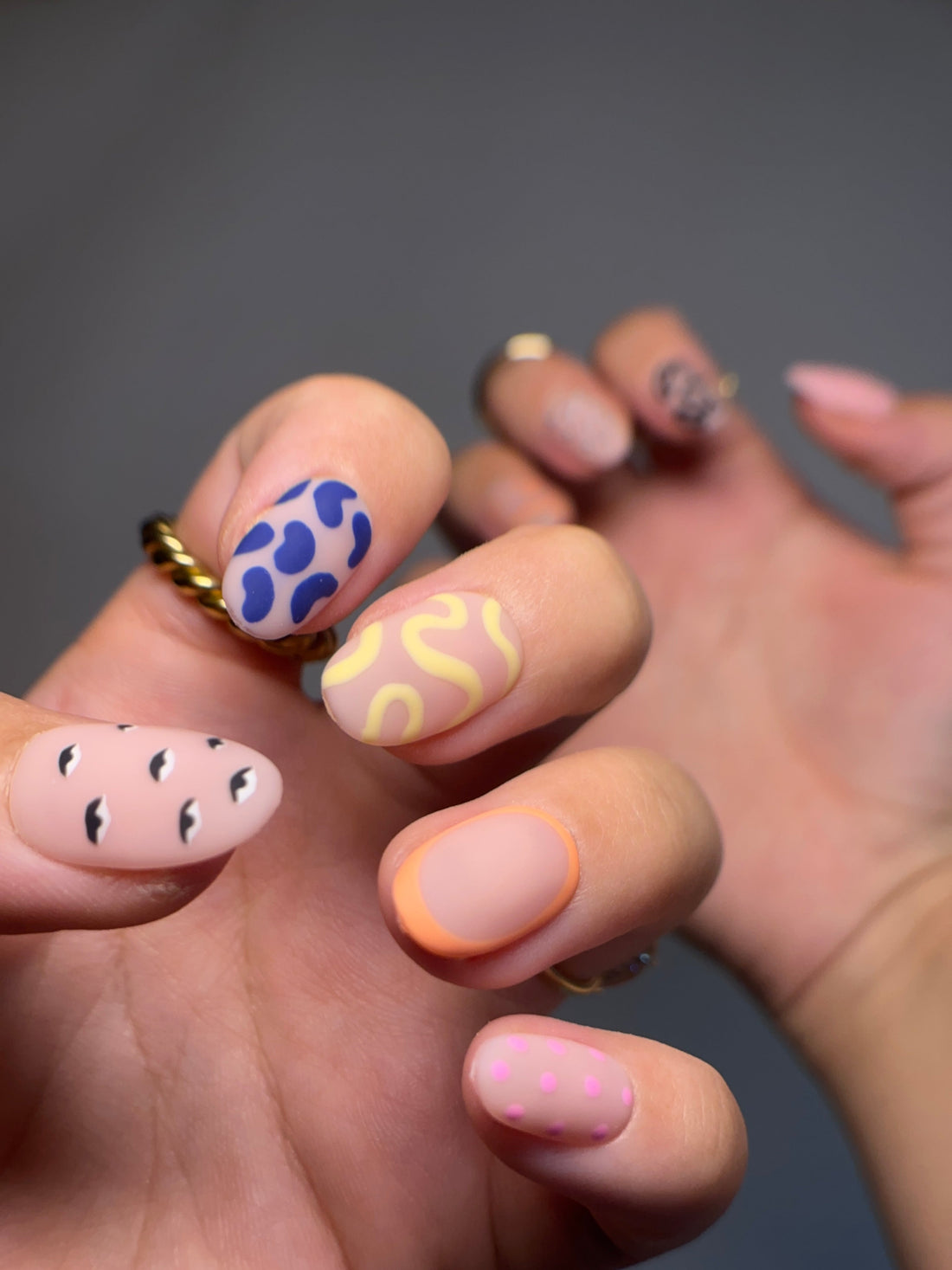 Unlock your Boldness with Abstract Energy Press-On Nails